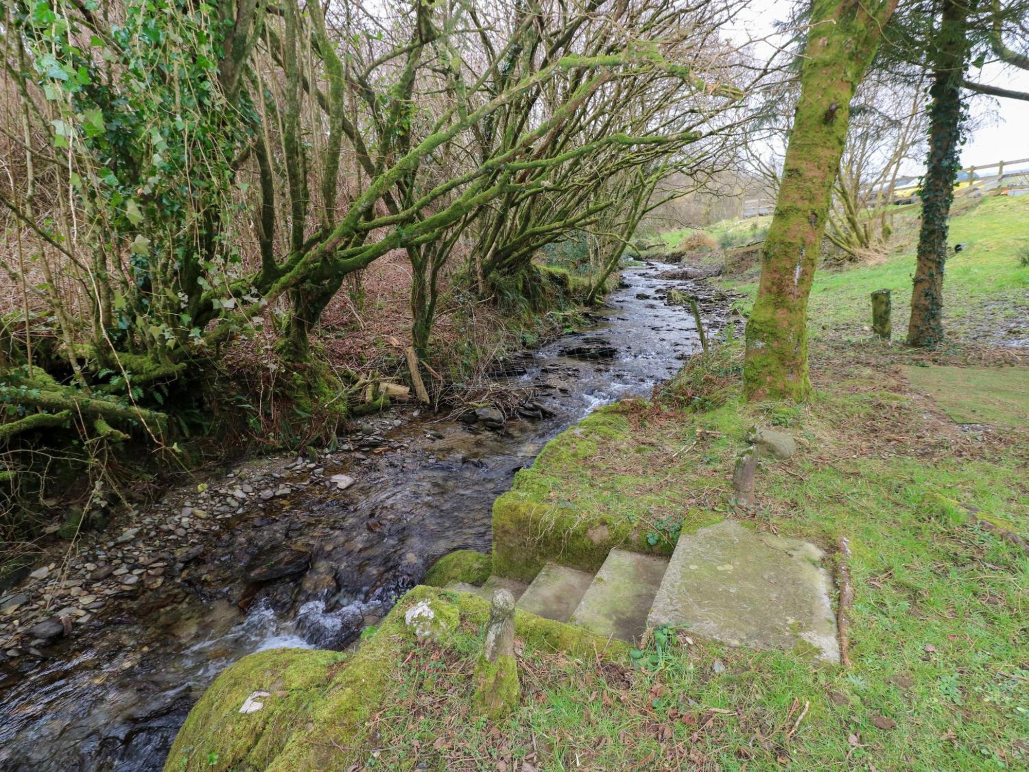 The Hen Pen Vila Llanfyrnach Exterior foto